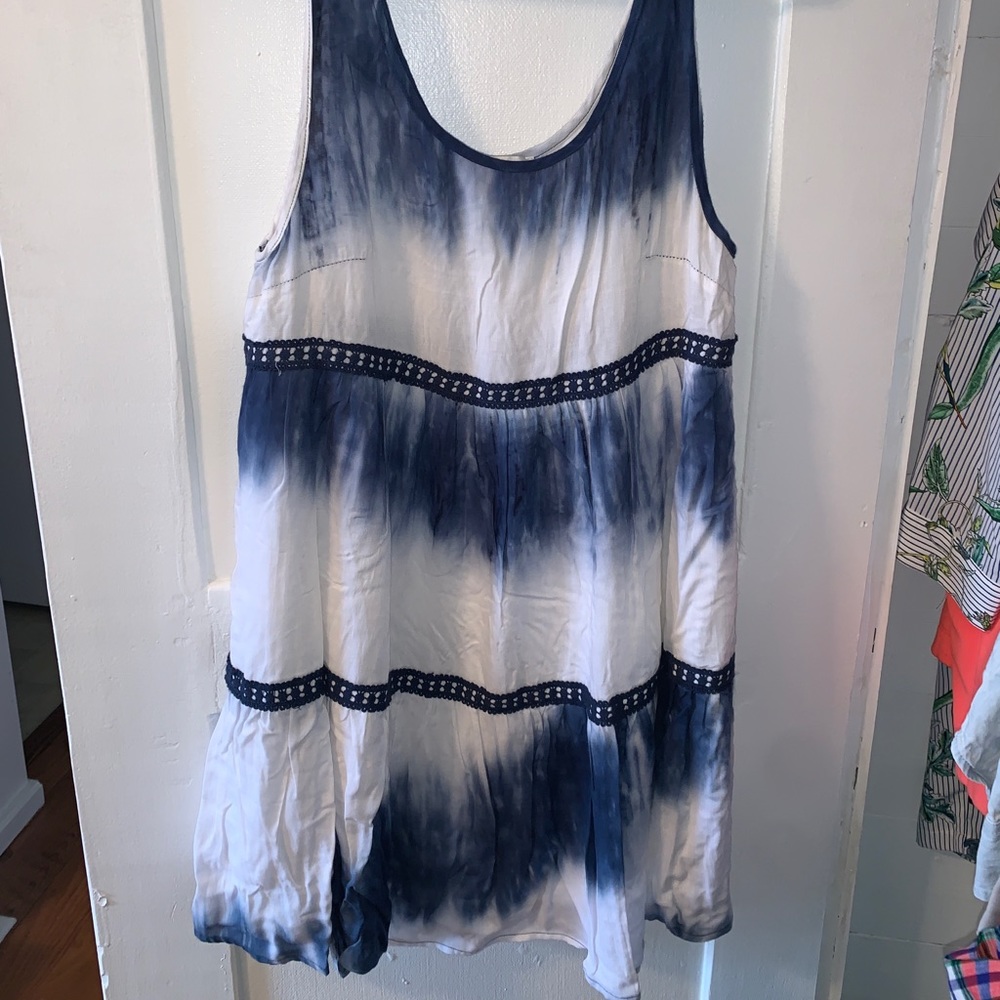 Women’s dress